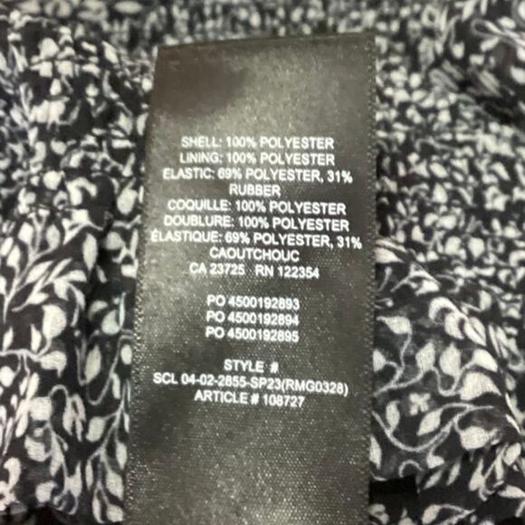 Aritzia Wilfred Tempest Black Floral Smocked Puff Sleeve Crop Top Blouse Sz 2XS - Picture 6 of 6